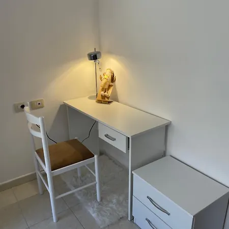 Apartment White *