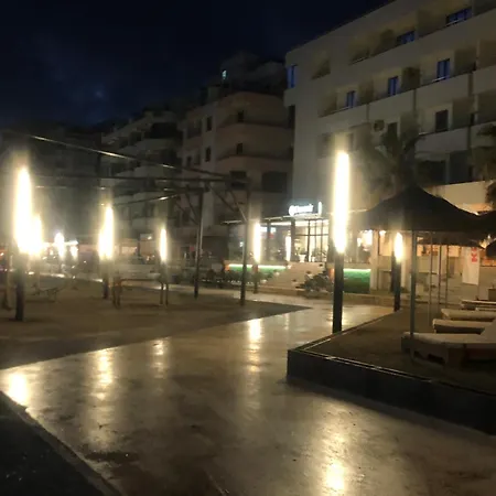 White Durres